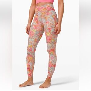 Lululemon Size 4 Unlimit High-Rise Tight 25"
Inflorescence Multi Floral Leggings